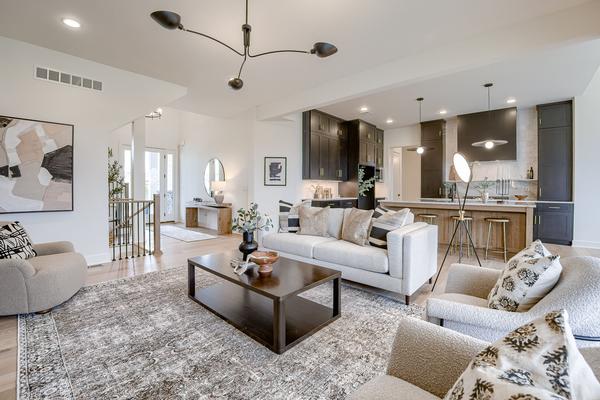 FEATURED BUILDERS